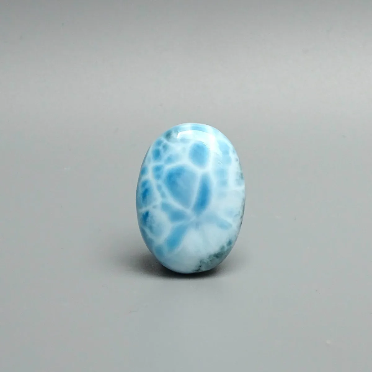 Larimar přírodní leštěný kabošon 6,9g, Dominikánská republika
