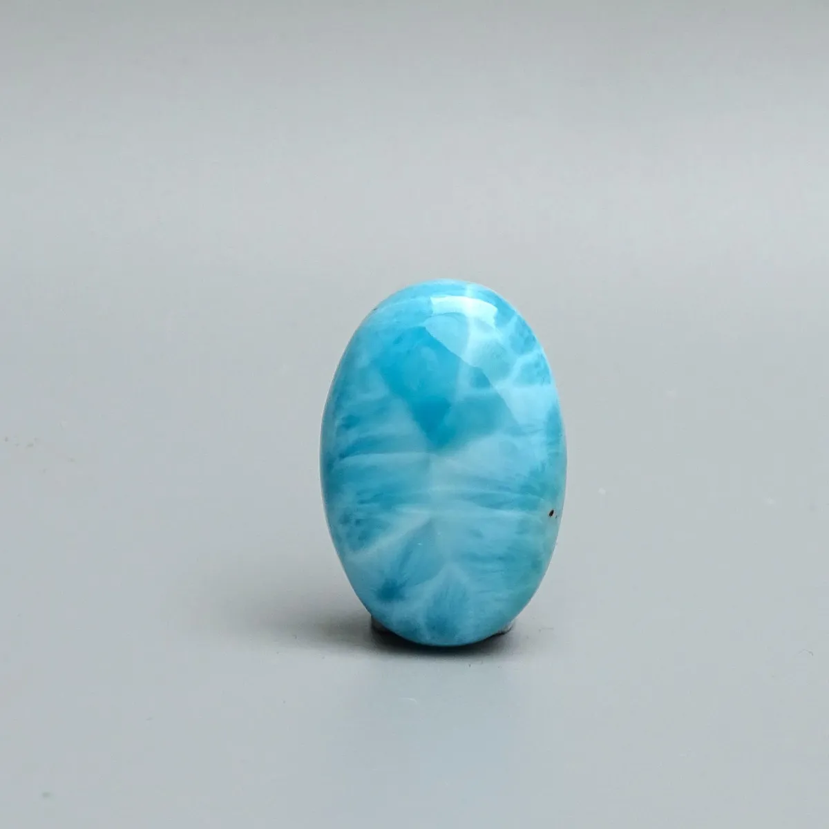Larimar přírodní leštěný kabošon 6,9g, Dominikánská republika