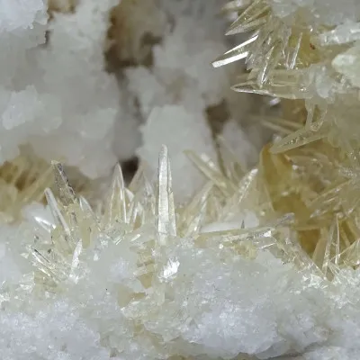 Kalzit-Druse aus Marokko – Kristallhohlraum 2194g |MINERALS-STONES