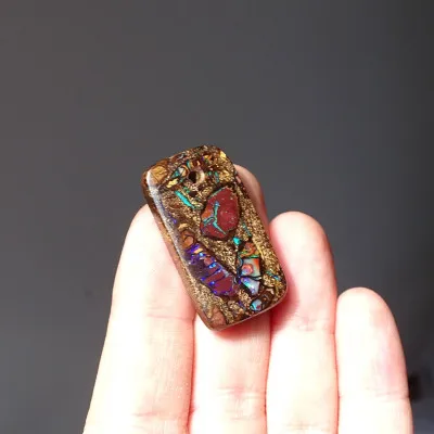 Australský opál provrtaný kabošon 9,7g| MINERALS-STONES®