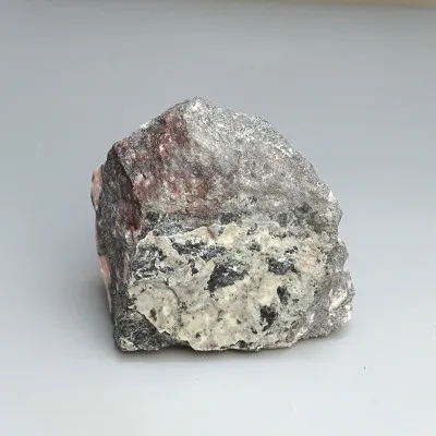 Kobaltokalcit krystaly v hornině 379g, Maroko  |MINERALS-STONES®