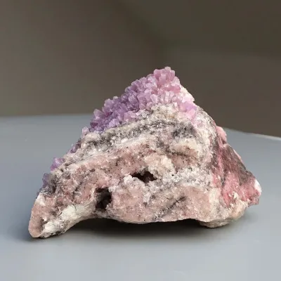 Kobaltcalcitkristalle im Gestein, 303g, Marokko |Minerals-stones