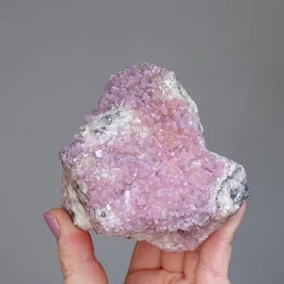 Kobaltcalcitkristalle im Gestein, 572g, Marokko |Minerals-stones