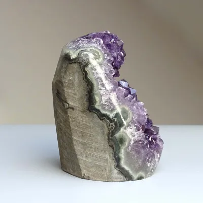 Ametyst přírodní drúza 566g, Uruguay | MINERALS-STONES®