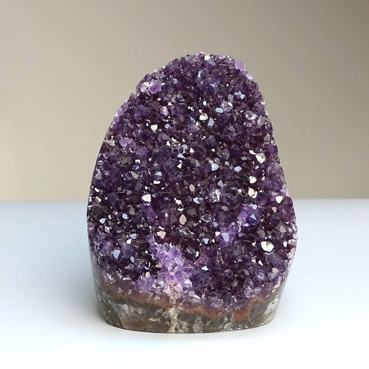 Amethyst-Druse 617g, Uruguay | MINERALS-STONES
