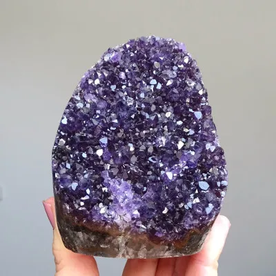 Ametyst přírodní drúza 617g, Uruguay | MINERALS-STONES®