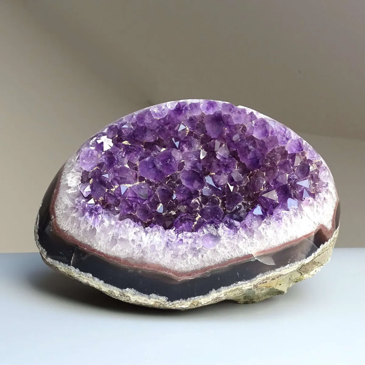 Ametyst přírodní drúza 2249g, Uruguay | MINERALS-STONES®