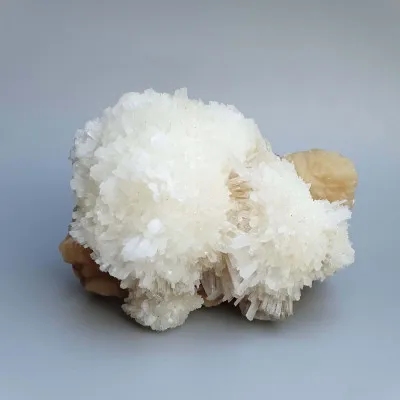 Scolecit auf Stilbit-Druse, 1226g, Indien | Minerals-Stones