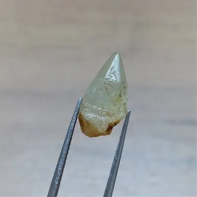 Saphir Rohkristall 9,89 ct...