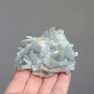 Barytblaues Naturmineral in Gestein 119g, Marokko