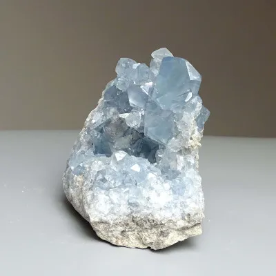 Celestýn krystaly drúza 850g, Madagaskar | Minerals-Stones