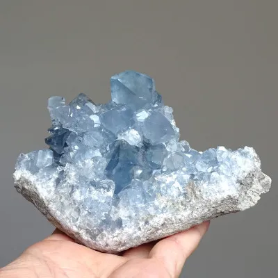 Celestýn krystaly drúza 850g, Madagaskar | Minerals-Stones