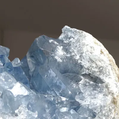 Celestýn krystaly drúza 1045g, Madagaskar | Minerals-Stones