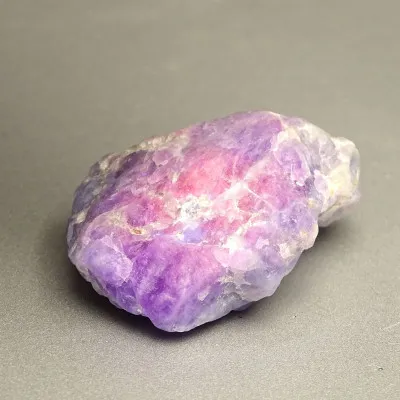 Hackmanit natürlicher Kristall 16,2g, Afghanistan | Minerals-stones