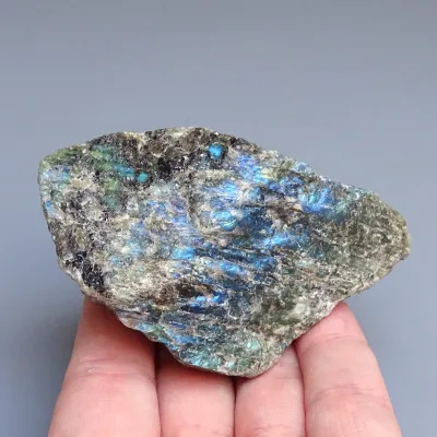 Labradorite natural unpolished 178g, Madagascar | MINERALS-STONES