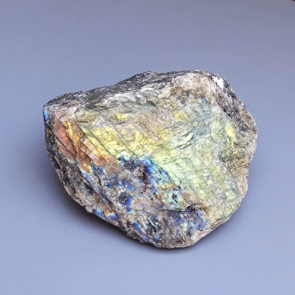 Labradorit, natürlich, unpoliert 492g, Madagaskar | MINERALS-STONES