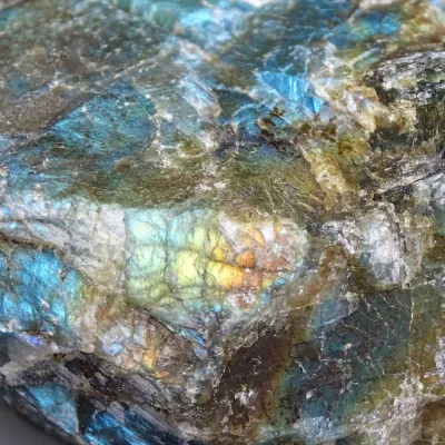 Labradorit, natürlich, unpoliert 257g, Madagaskar | MINERALS-STONES