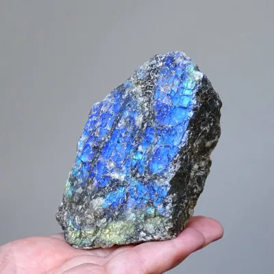 Labradorite natural unpolished 311g, Madagascar | MINERALS-STONES
