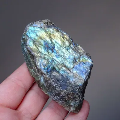 Labradorite natural unpolished 198g, Madagascar | MINERALS-STONES