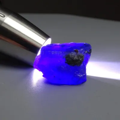 Tanzanit surový minerál 25,1g, Tanzánie | MINERALS-STONES