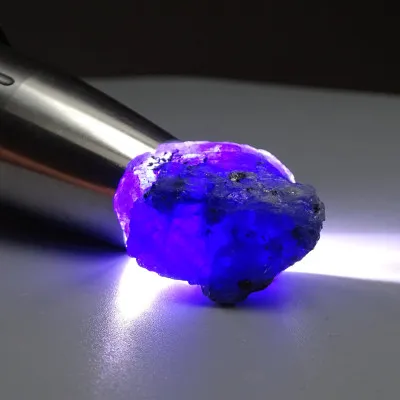 Tanzanit surový minerál 25,1g, Tanzánie | MINERALS-STONES