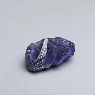 Tanzanit surový minerál 13,7g, Tanzánie | MINERALS-STONES