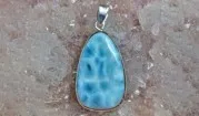 Larimar-Schmuck – Silberanhänger aus einem einzigartigen natürlichen Mineral