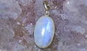Moonstone (adular) – jewelry made from a natural mineral