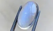 Moonstone – a gemstone with a pearly sheen