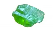 Olivín (peridot) - přírodní minerál zelený hořečnato-železnatý silikát