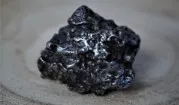 Meteorit – přírodní horninový a kovový materiál z vesmíru